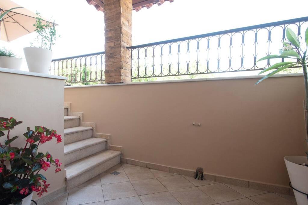 Coast Horizon Apartment Romanos  Exterior foto