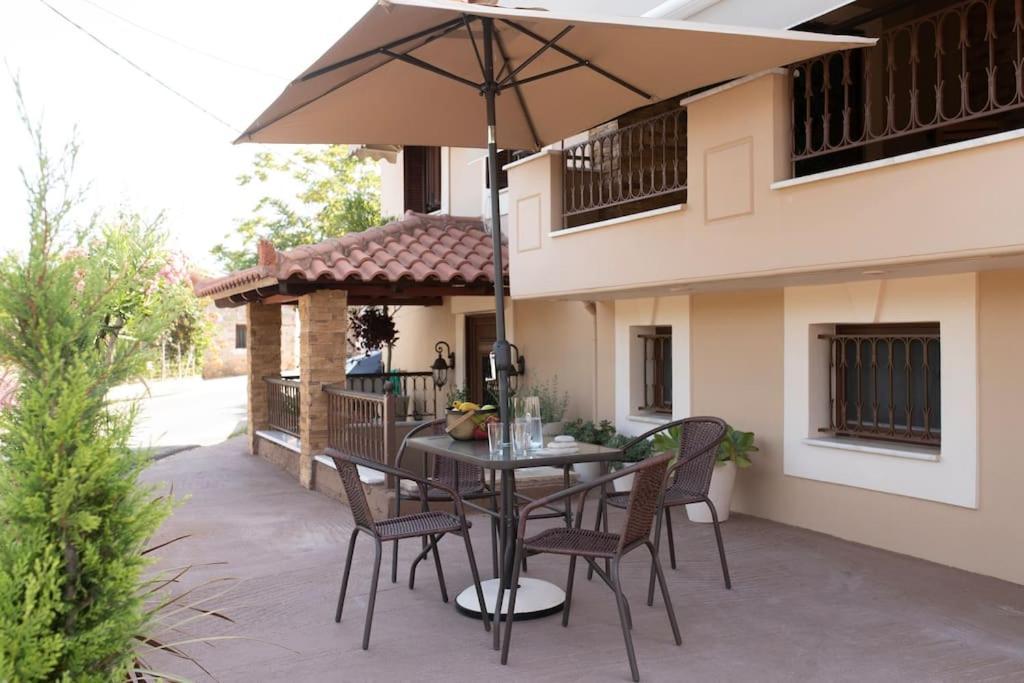 Coast Horizon Apartment Romanos  Exterior foto